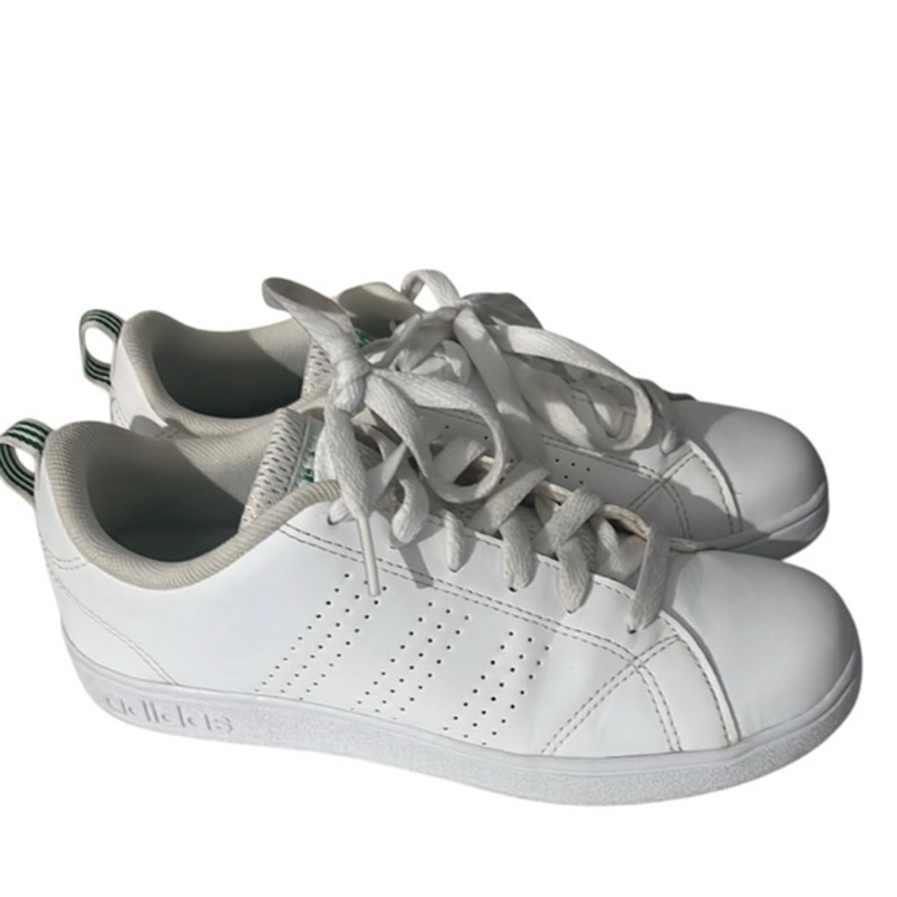 Adidas Kid’s White Sneakers green accents size 3